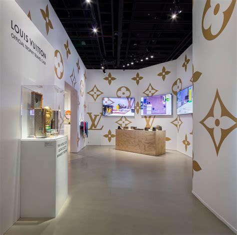 louis vuitton exhibition paris